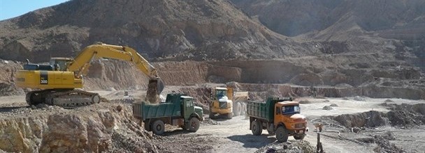 استعفای عضو هیات مدیره معدن خاک نسوز آباده بخاطر شریک نشدن در امری ناصواب!